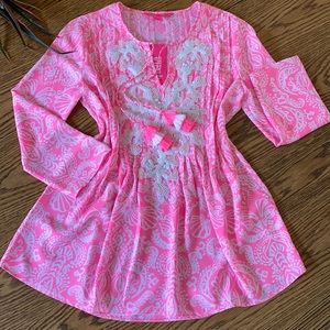NWT Lilly Pulitzer women top